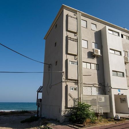 Dream On The Beach Haifa Buitenkant foto